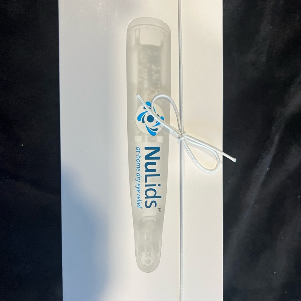 NWT NuLids Dry Eye + Clogged Pore Machine